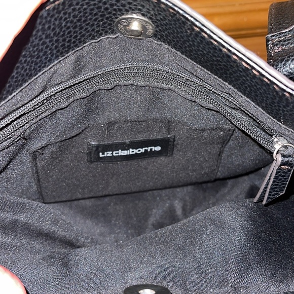 Liz Claiborne Black Purse. Center zip, very roomy. Never been used. - Picture 10 of 12